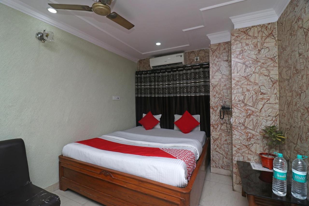 Oyo Flagship 16209 Hotel Ambar Palace Calcutta Calcutta Bara Bazar Buitenkant foto